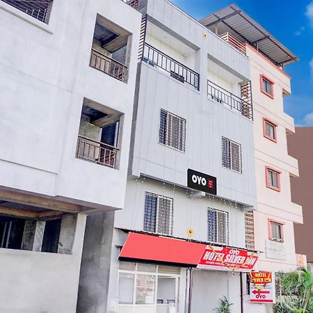 Hotel O Silver Inn ヒンジャワディー エクステリア 写真